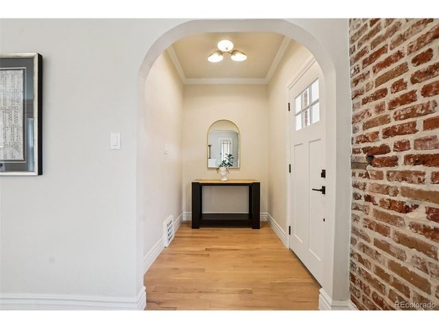 851 S Washington St, Denver, CO 80209