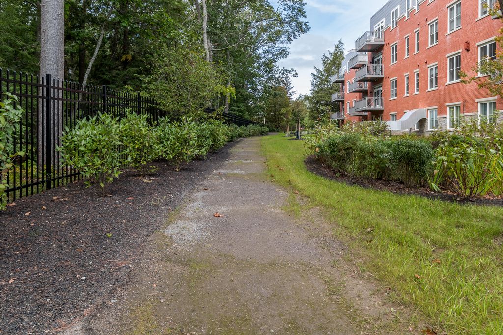 75 McAuley Way 206, Portland, ME 04103 — exterior