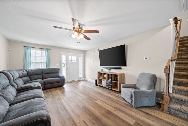 2641 Rafiki Dr, Clarksville, TN 37042