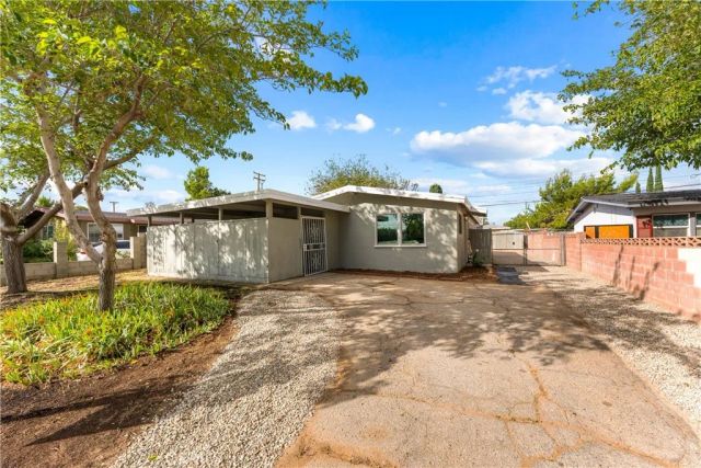 38631 E 3rd Street, Palmdale, CA 93550