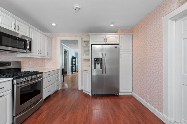 122 Palmyra Avenue, Woodmere, NY 11598