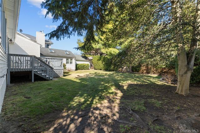 122 Palmyra Avenue, Woodmere, NY 11598