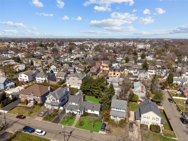 122 Palmyra Avenue, Woodmere, NY 11598