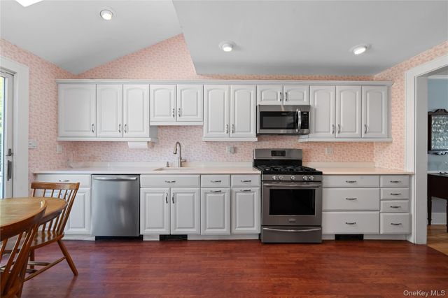 122 Palmyra Avenue, Woodmere, NY 11598