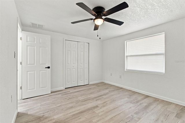 38351 7TH AVENUE, Zephyrhills, FL 33542