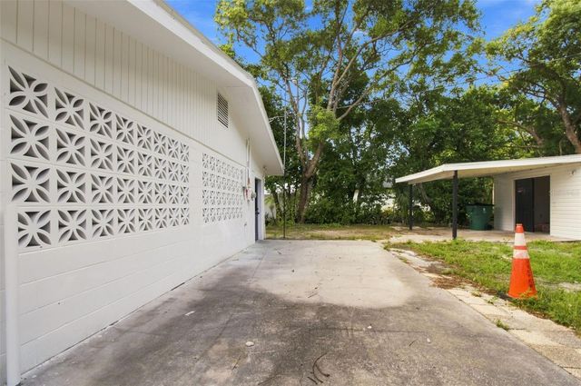 38351 7TH AVENUE, Zephyrhills, FL 33542