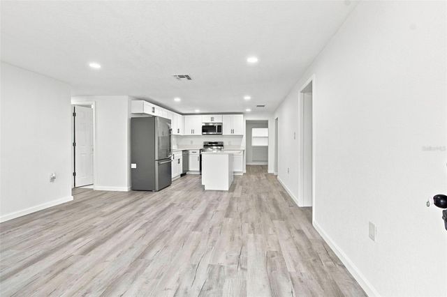 38351 7TH AVENUE, Zephyrhills, FL 33542