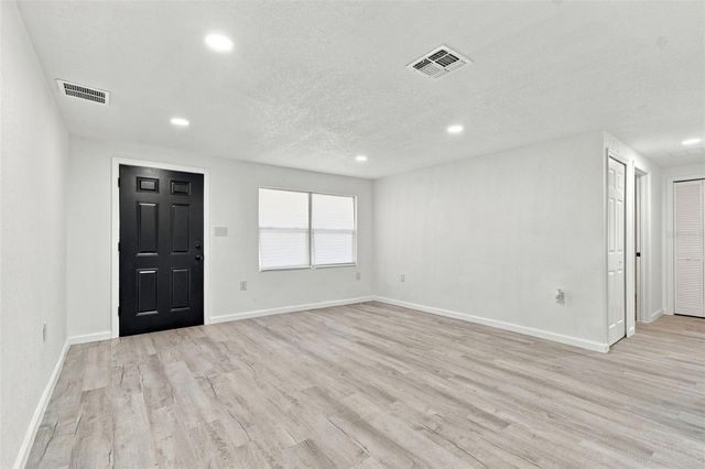 38351 7TH AVENUE, Zephyrhills, FL 33542