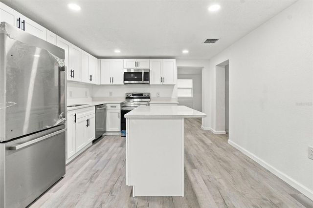 38351 7TH AVENUE, Zephyrhills, FL 33542