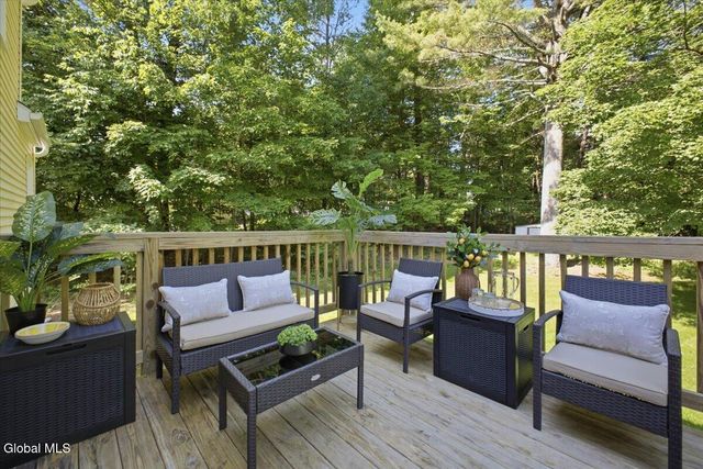 31 Arbutus Drive, Queensbury, NY 12804
