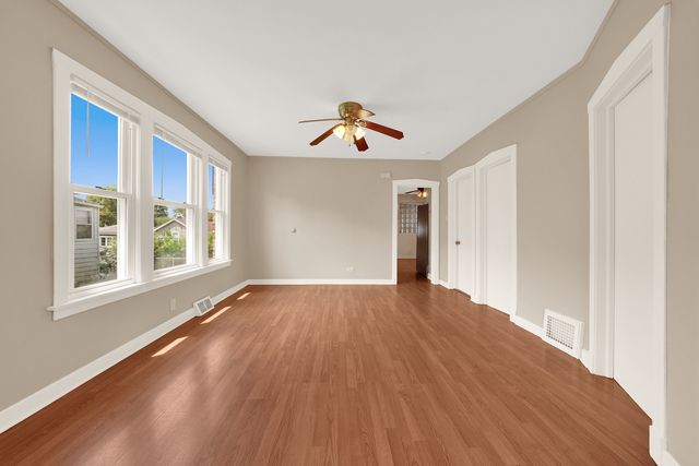 2718 Kenilworth Avenue, Berwyn, IL 60402