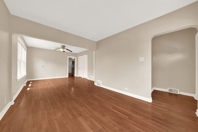 2718 Kenilworth Avenue, Berwyn, IL 60402