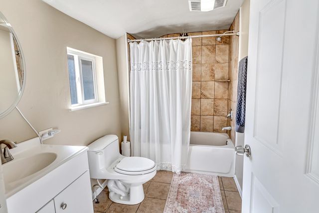 1420 Pinyon Avenue, Grand Junction, CO 81501