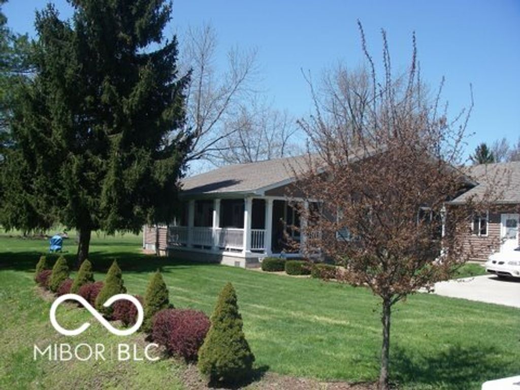 2114 Elmwood Drive, Lebanon, IN 46052