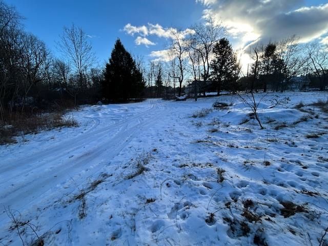 182 Drinkwater Road, Kensington, NH 03833