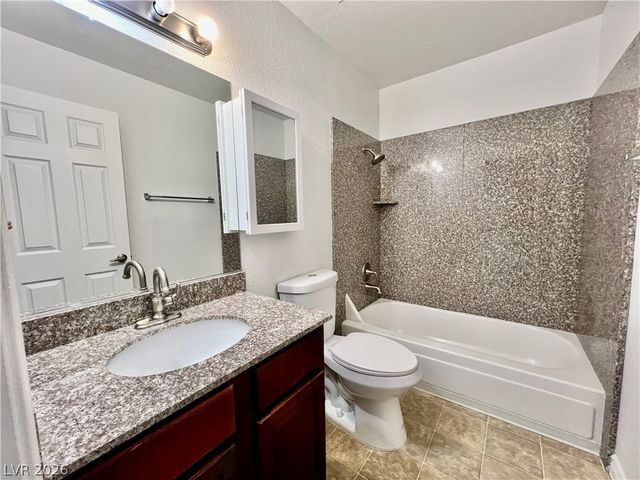 5041 River Glen Drive 96, Las Vegas, NV 89103
