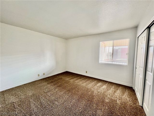 5041 River Glen Drive 96, Las Vegas, NV 89103