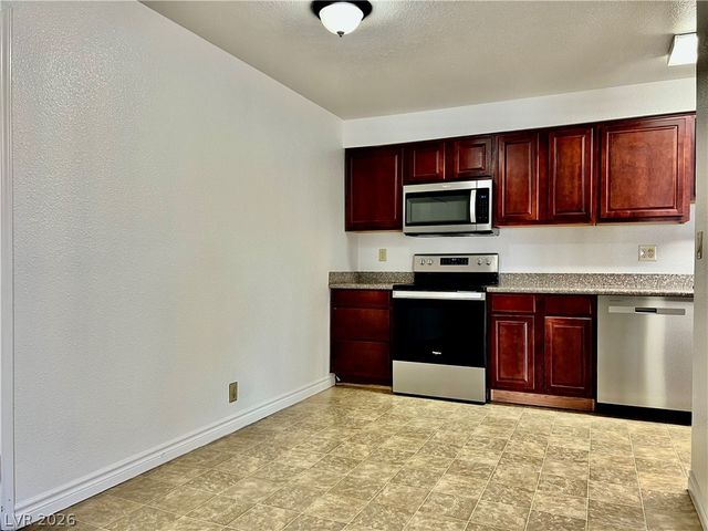 5041 River Glen Drive 96, Las Vegas, NV 89103