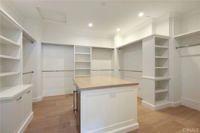 1946 Port Carney Pl., Newport Beach, CA 92660