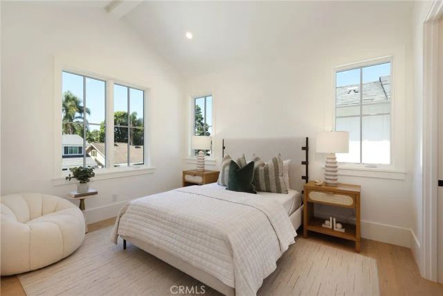 1946 Port Carney Pl., Newport Beach, CA 92660