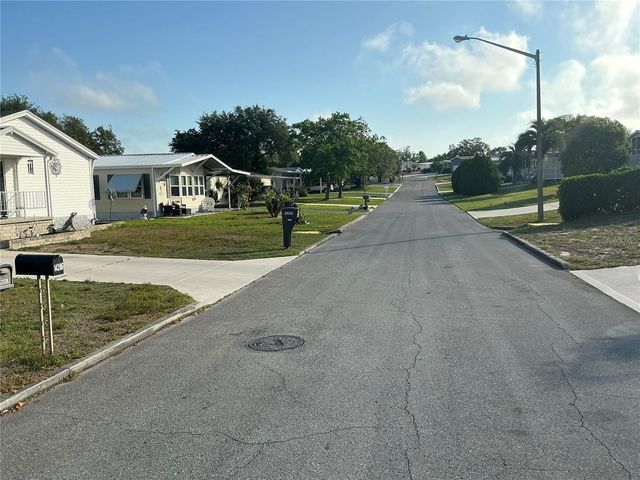 14279 MONTCLAIR DRIVE, Brooksville, FL 34613