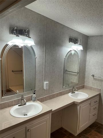 14279 MONTCLAIR DRIVE, Brooksville, FL 34613