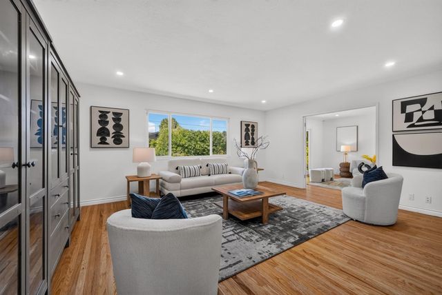 1443 Hollenbeck Avenue, Sunnyvale, CA 94087