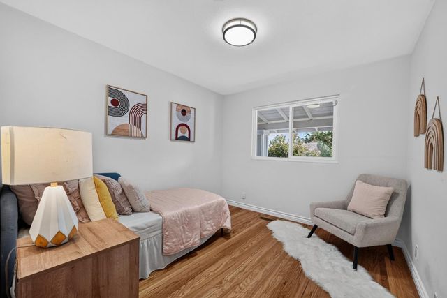 1443 Hollenbeck Avenue, Sunnyvale, CA 94087