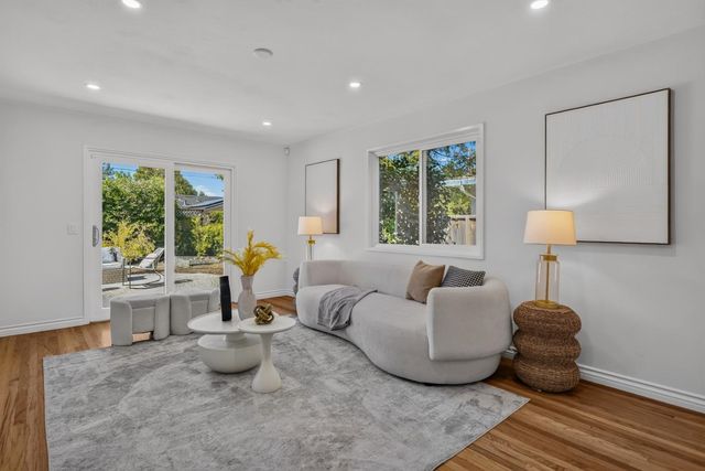 1443 Hollenbeck Avenue, Sunnyvale, CA 94087