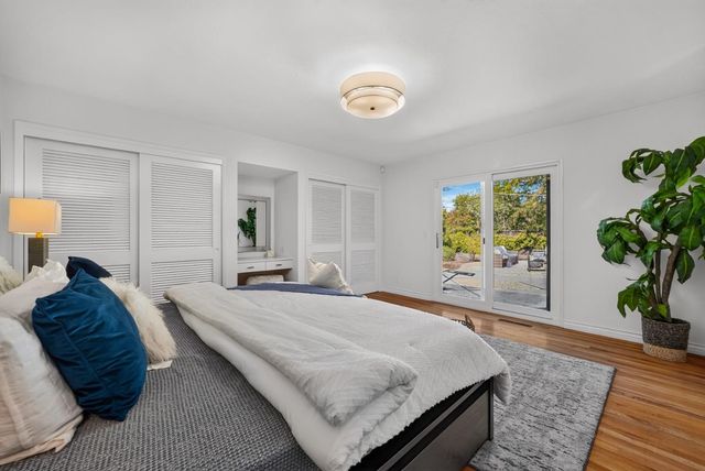 1443 Hollenbeck Avenue, Sunnyvale, CA 94087