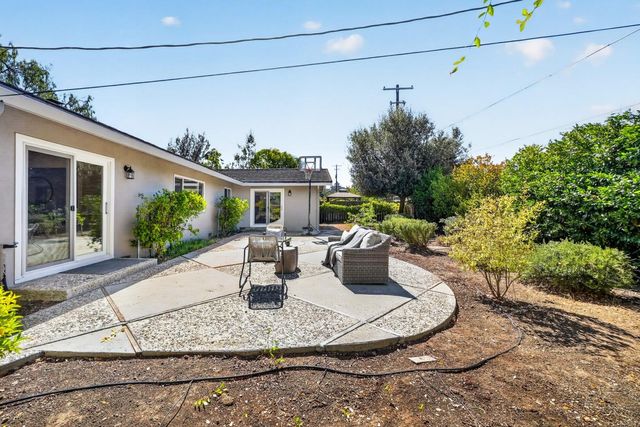 1443 Hollenbeck Avenue, Sunnyvale, CA 94087