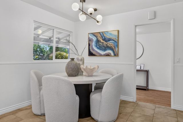 1443 Hollenbeck Avenue, Sunnyvale, CA 94087