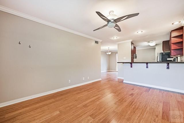 402 Postoffice Street # 123, Galveston, TX 77550