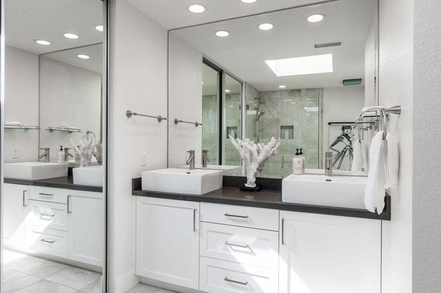 445 N Sierra Madre, Palm Desert, CA 92260