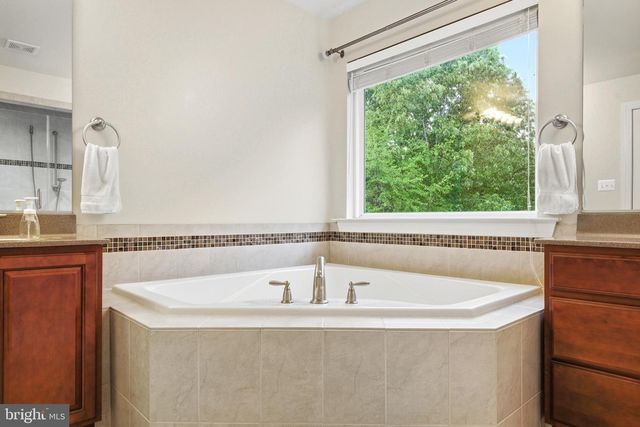 20850 MIDDLEGATE DR, Lexington Park, MD 20653
