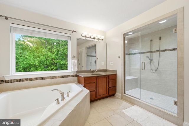 20850 MIDDLEGATE DR, Lexington Park, MD 20653