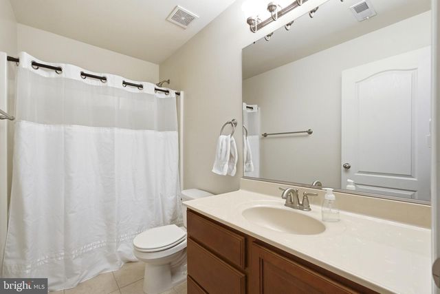 20850 MIDDLEGATE DR, Lexington Park, MD 20653