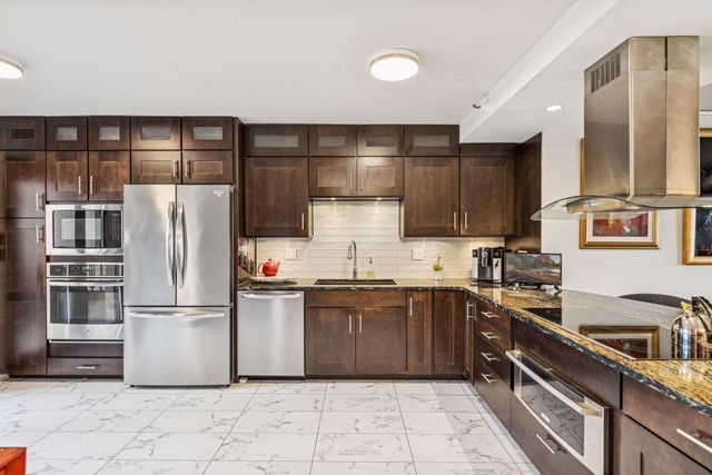 110 Bank Street SE L2001, Minneapolis, MN 55414