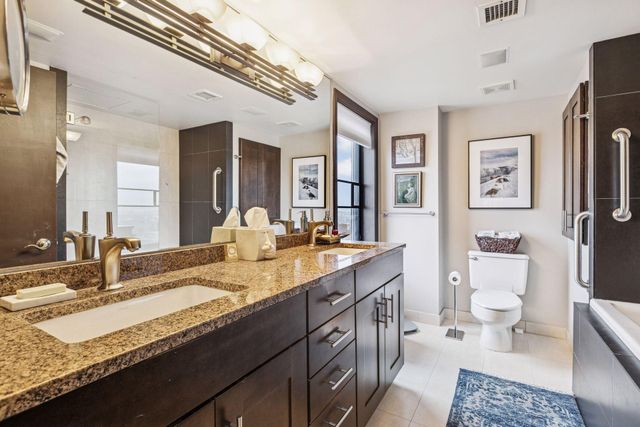 110 Bank Street SE L2001, Minneapolis, MN 55414