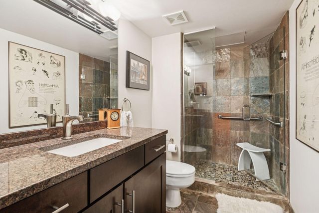 110 Bank Street SE L2001, Minneapolis, MN 55414