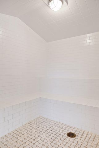 110 Bank Street SE L2001, Minneapolis, MN 55414