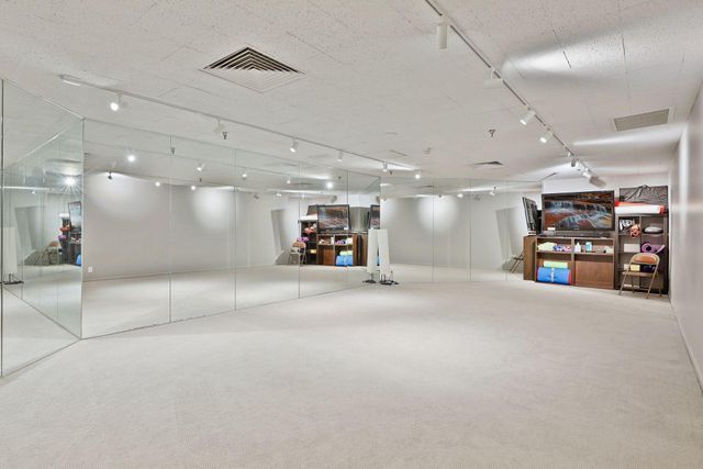 110 Bank Street SE L2001, Minneapolis, MN 55414