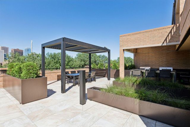 110 Bank Street SE L2001, Minneapolis, MN 55414