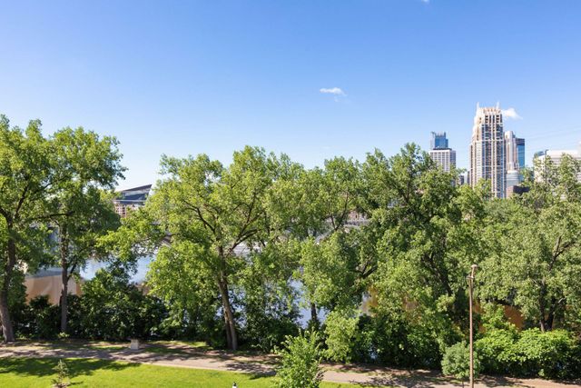 110 Bank Street SE L2001, Minneapolis, MN 55414