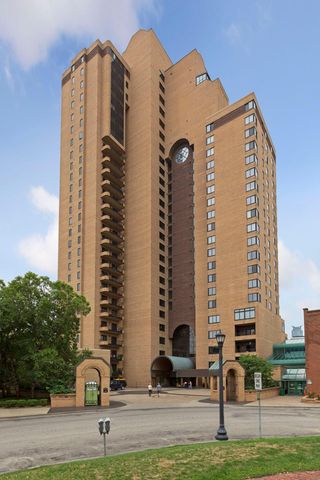 110 Bank Street SE L2001, Minneapolis, MN 55414