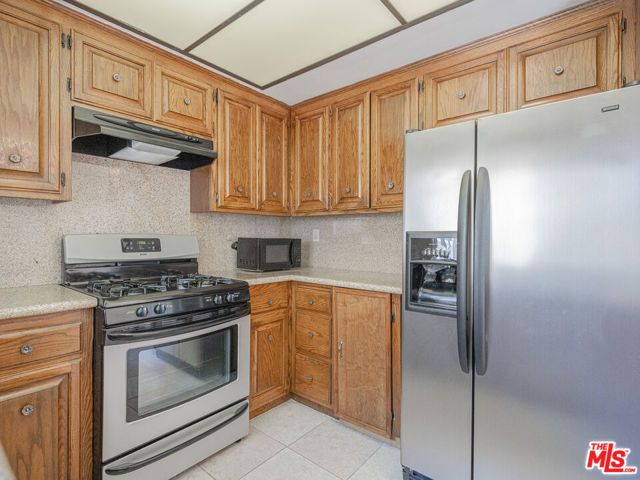 1246 E Lexington Drive 6, Glendale, CA 91206