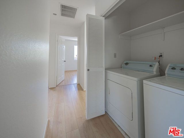 1246 E Lexington Drive 6, Glendale, CA 91206