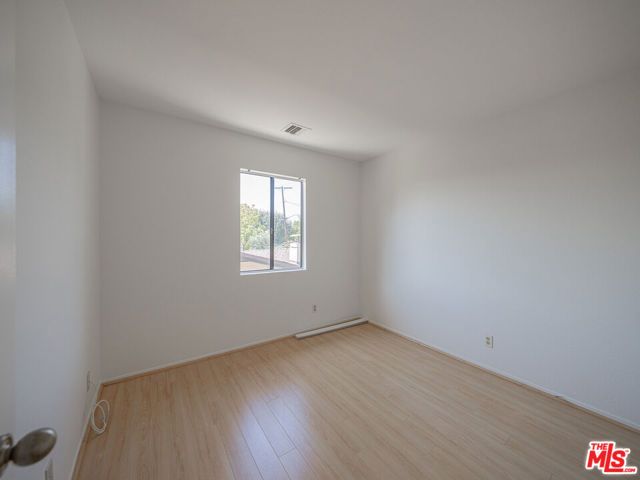 1246 E Lexington Drive 6, Glendale, CA 91206