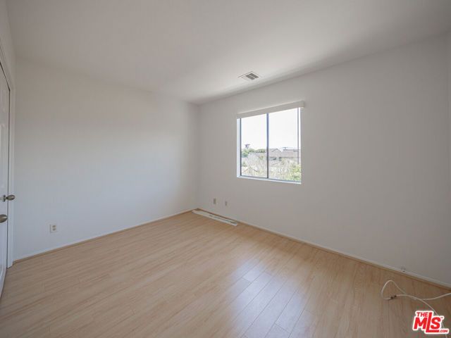 1246 E Lexington Drive 6, Glendale, CA 91206