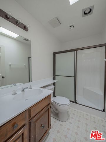 1246 E Lexington Drive 6, Glendale, CA 91206